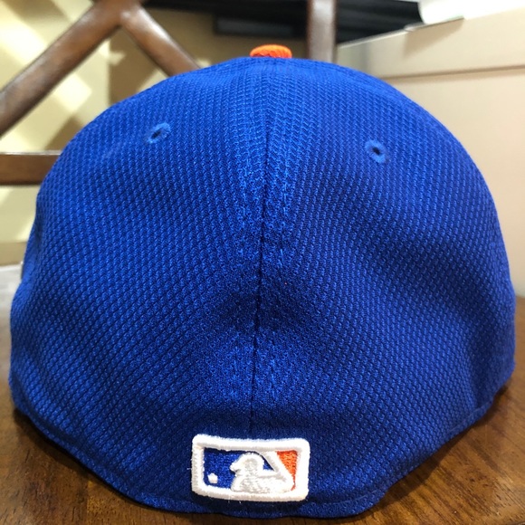 NY Mets 2015 World Series 7 1/8” New Era Cap - Picture 6 of 11